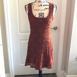 Bisou- Bisou lace dress.